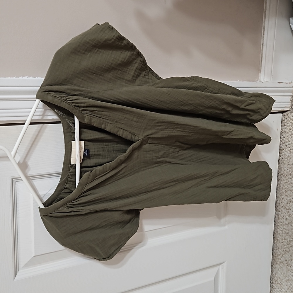 Universal Thread Olive Blouse